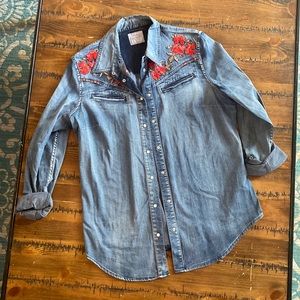 Grace denim button down with rose embroidered detail, pearl snaps size L